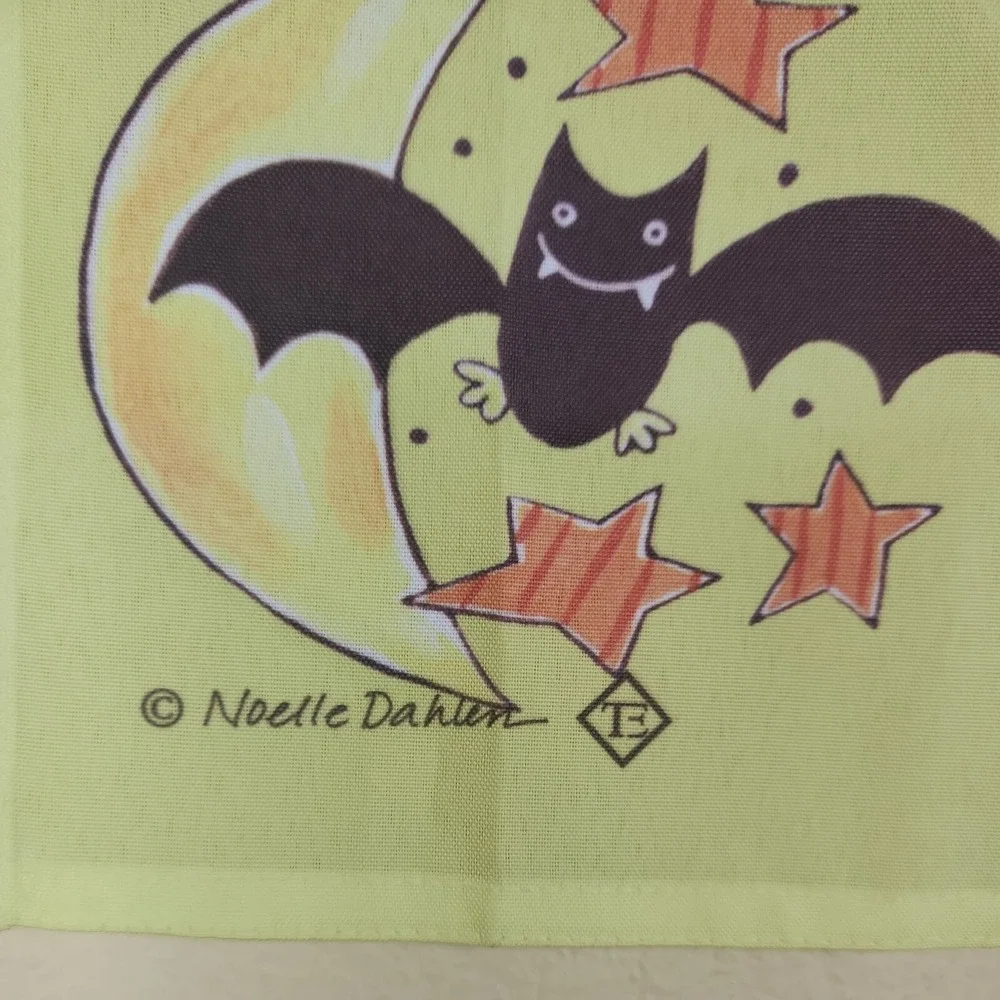 Noelle Dahlen Halloween Garden Flag Trick or Treat Ghost Pumpkin Bat‎